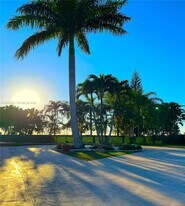 15540 SW 156th Ave in Miami, FL - Building Photo