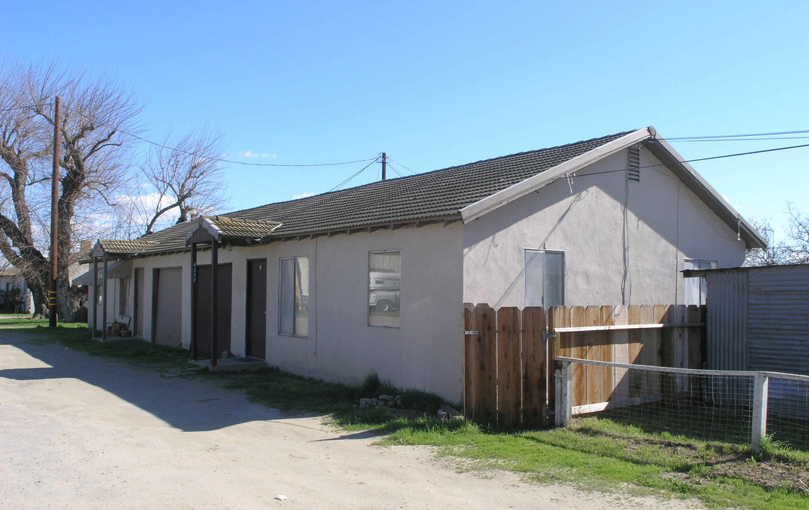 4318 Central Ave in Ceres, CA - Foto de edificio