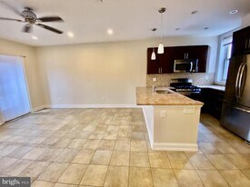 425 S Broad St in Philadelphia, PA - Building Photo