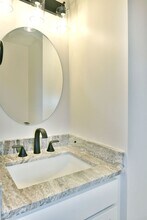 460-462-462 Fowler St in Cortland, OH - Building Photo - Building Photo