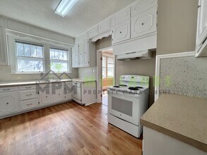2441 Gervais St in Columbia, SC - Building Photo - Building Photo