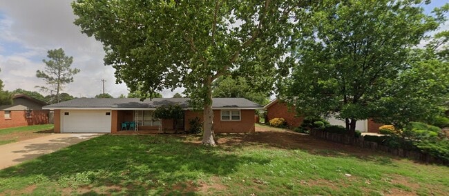 property at 1707 Gillham Dr