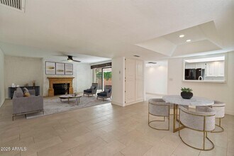 7729 N Vía De Fonda in Scottsdale, AZ - Building Photo - Building Photo