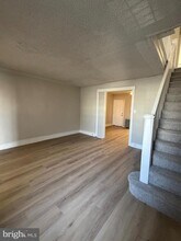 6904 Dicks Ave in Philadelphia, PA - Building Photo - Building Photo