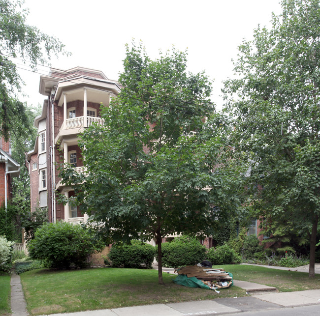 Audley Court in Toronto, ON - Building Photo - Building Photo