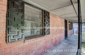 11015 Mara Lynn Rd in Little Rock, AR - Building Photo - Building Photo