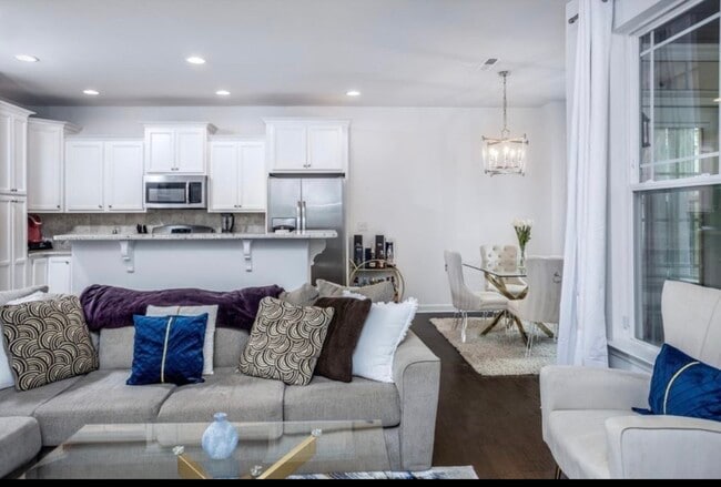 264 Wembley Dr in Clayton, NC - Foto de edificio - Building Photo