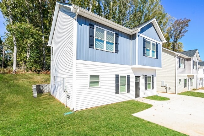 7015 Plott Rd, Unit 1751-15 in Charlotte, NC - Building Photo - Building Photo