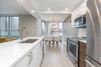 1228 Marinaside Crescent in Vancouver, BC - Building Photo - Building Photo