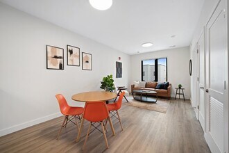 416 Highland Ave in Orange, NJ - Foto de edificio - Building Photo