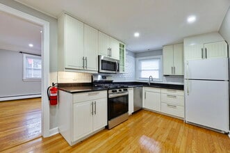 136 Chestnut St, Unit 2 in Garfield, NJ - Building Photo - Building Photo