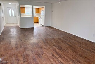 615 SE 4th Terrace in Cape Coral, FL - Building Photo - Building Photo
