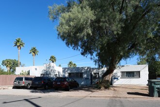 1304-1310 N Jones Blvd in Tucson, AZ - Building Photo - Building Photo