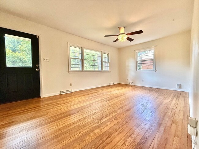 3006 University Dr in Durham, NC - Building Photo - Building Photo