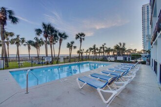 2300 N Ocean Blvd in Myrtle Beach, SC - Building Photo - Building Photo
