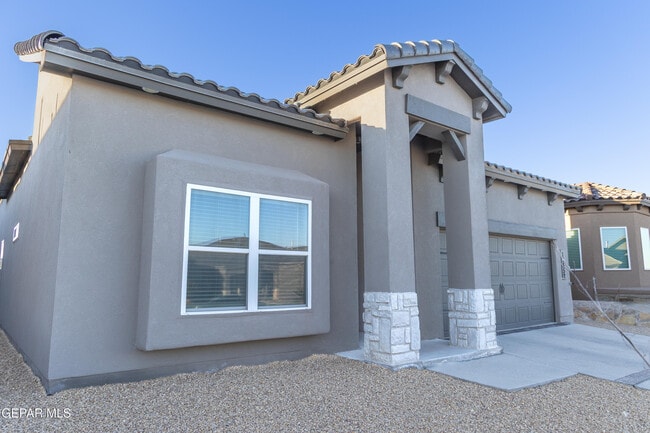 13652 Glen Vista Ln in Horizon City, TX - Building Photo - Building Photo