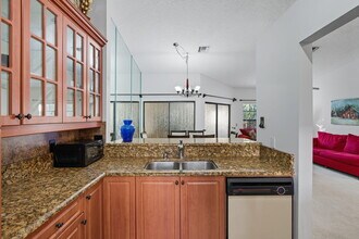 13526 Fountain View Blvd in Wellington, FL - Building Photo - Building Photo