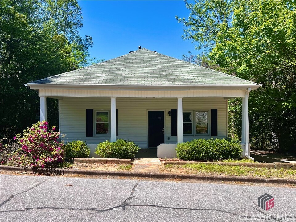 153 Inglewood Ave in Athens, GA - Building Photo