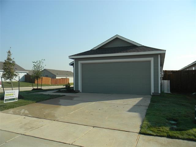 300 Sycamore Pl in Wilmer, TX - Building Photo - Building Photo