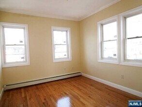 1576 Anderson Ave in Fort Lee, NJ - Building Photo - Building Photo