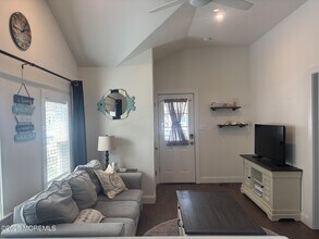 606 Hammond Ave in Bradley Beach, NJ - Building Photo - Building Photo