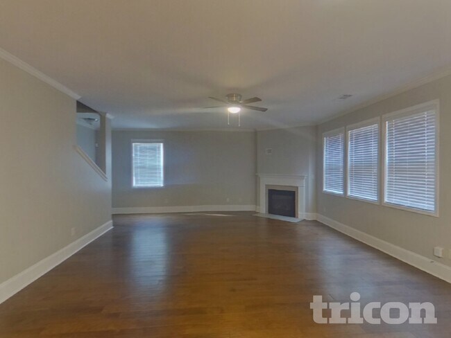 5959 Wolf Creek Dr in Atlanta, GA - Building Photo - Building Photo