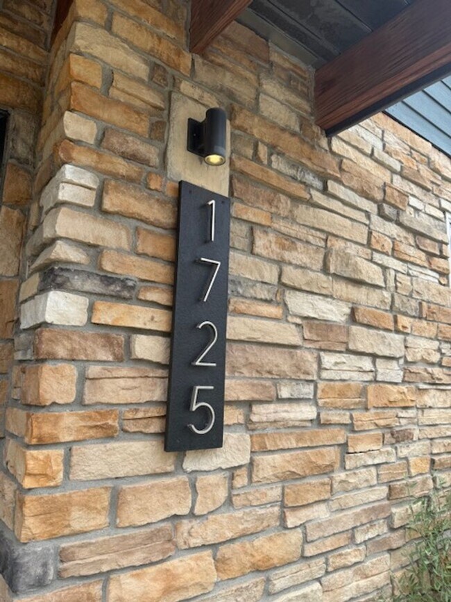 1725 Eaton St in Lakewood, CO - Building Photo - Building Photo
