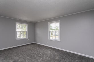 Diamond Ridge Apartments in New Haven, CT - Foto de edificio - Interior Photo