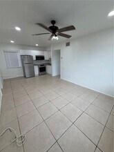 830 SW 6th St in Hallandale Beach, FL - Building Photo - Building Photo