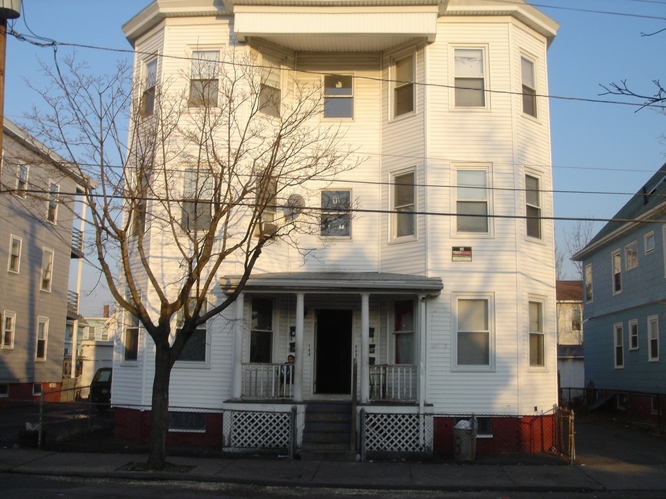 78 Light St in Lynn, MA - Foto de edificio