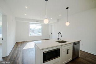 5904 Germantown Ave, Unit 405 in Philadelphia, PA - Building Photo