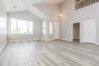 18061 W Port Au Prince Ln in Surprise, AZ - Building Photo - Building Photo