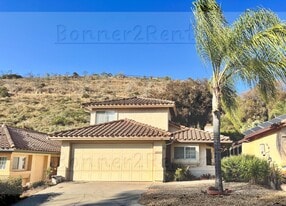 1854 Loreto Gln in Escondido, CA - Building Photo