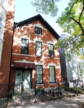 1828 W Superior St, Unit 1R in Chicago, IL - Building Photo