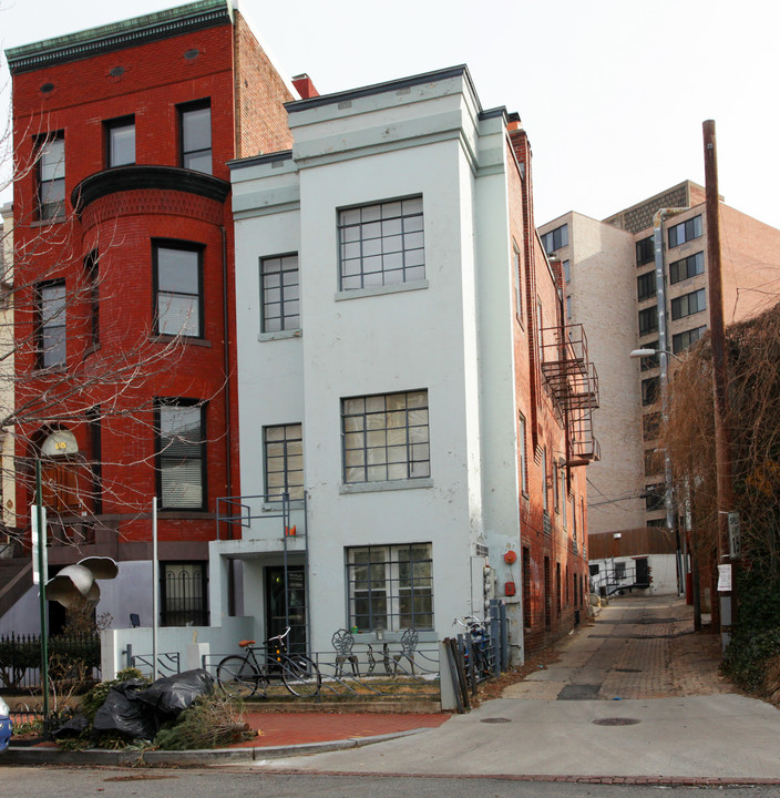 1311 21st St NW in Washington, DC - Building Photo