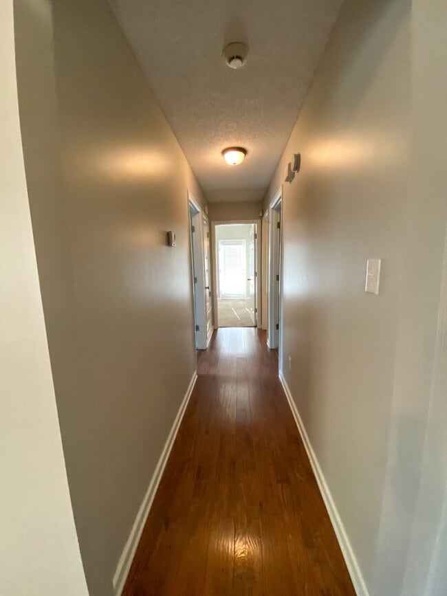 7583 Tally Ho Dr E in Olive Branch, MS - Building Photo - Building Photo