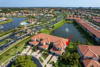 9205 Belleza Way, Unit 203 in Ft. Myers, FL - Building Photo - Building Photo