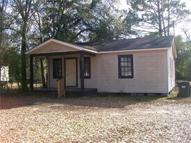 353 11th Ave in Chickasaw, AL - Building Photo