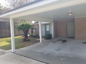 1317 Harwich Dr in Baton Rouge, LA - Building Photo - Building Photo