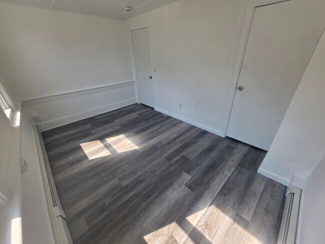 98 Delafield St in Poughkeepsie, NY - Building Photo - Building Photo