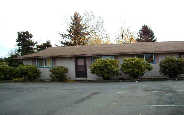 Tristy Ann Apartments in Troutdale, OR - Building Photo - Building Photo