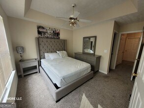 6104 Camden Forrest Ct in Riverdale, GA - Building Photo - Building Photo