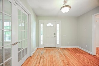 237 Riverbend Rd in Jacksonville, NC - Building Photo - Building Photo