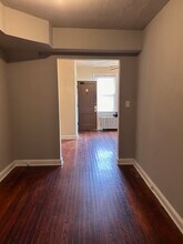 1424 Staples St NE, Unit 1 in Washington, DC - Foto de edificio - Building Photo