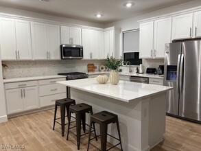 20514 Pebble Gln Dr in Estero, FL - Building Photo - Building Photo