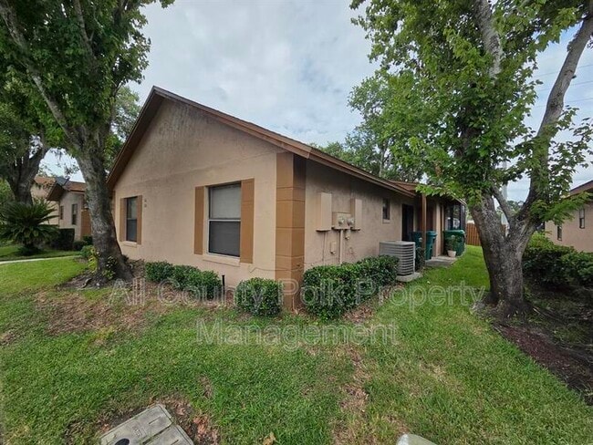 320 Eron Way in Winter Garden, FL - Building Photo - Building Photo