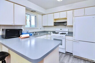 8807 Tavistock Dr in Plymouth, MI - Building Photo - Building Photo