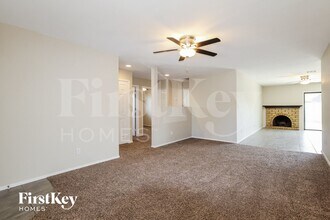 2733 W Villa Rita Dr in Phoenix, AZ - Building Photo - Building Photo