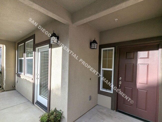 16934 Laurel Hill Ln in San Diego, CA - Building Photo - Building Photo