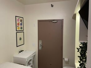 Trolley Court in San Diego, CA - Building Photo - Building Photo